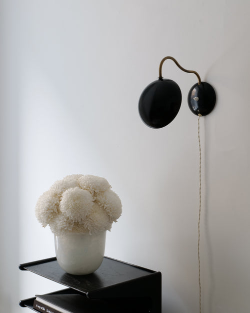 ASEA E1325 table lamp 1940 styled in mid-century interior Swedish black lacquer and brass lighting