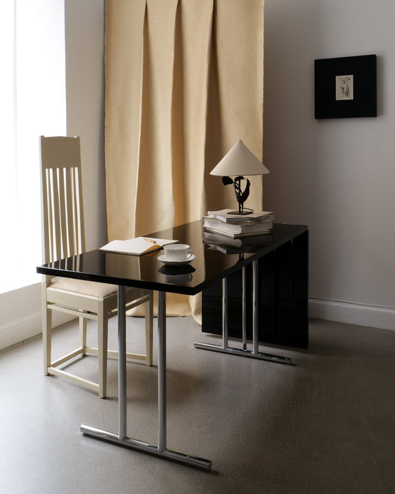 Eileen Gray Lou Perou Extendable Table