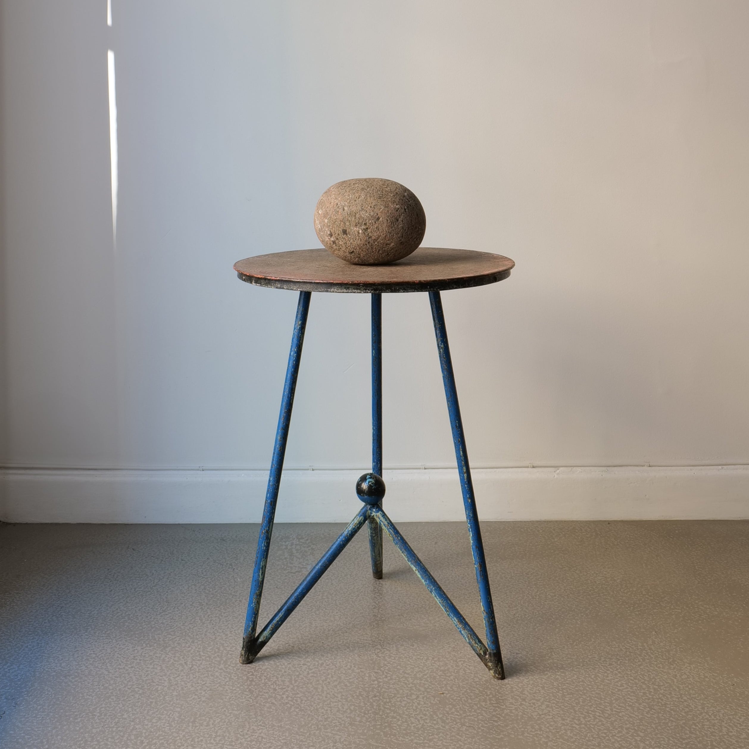 Futurismo Metal Table 1940s