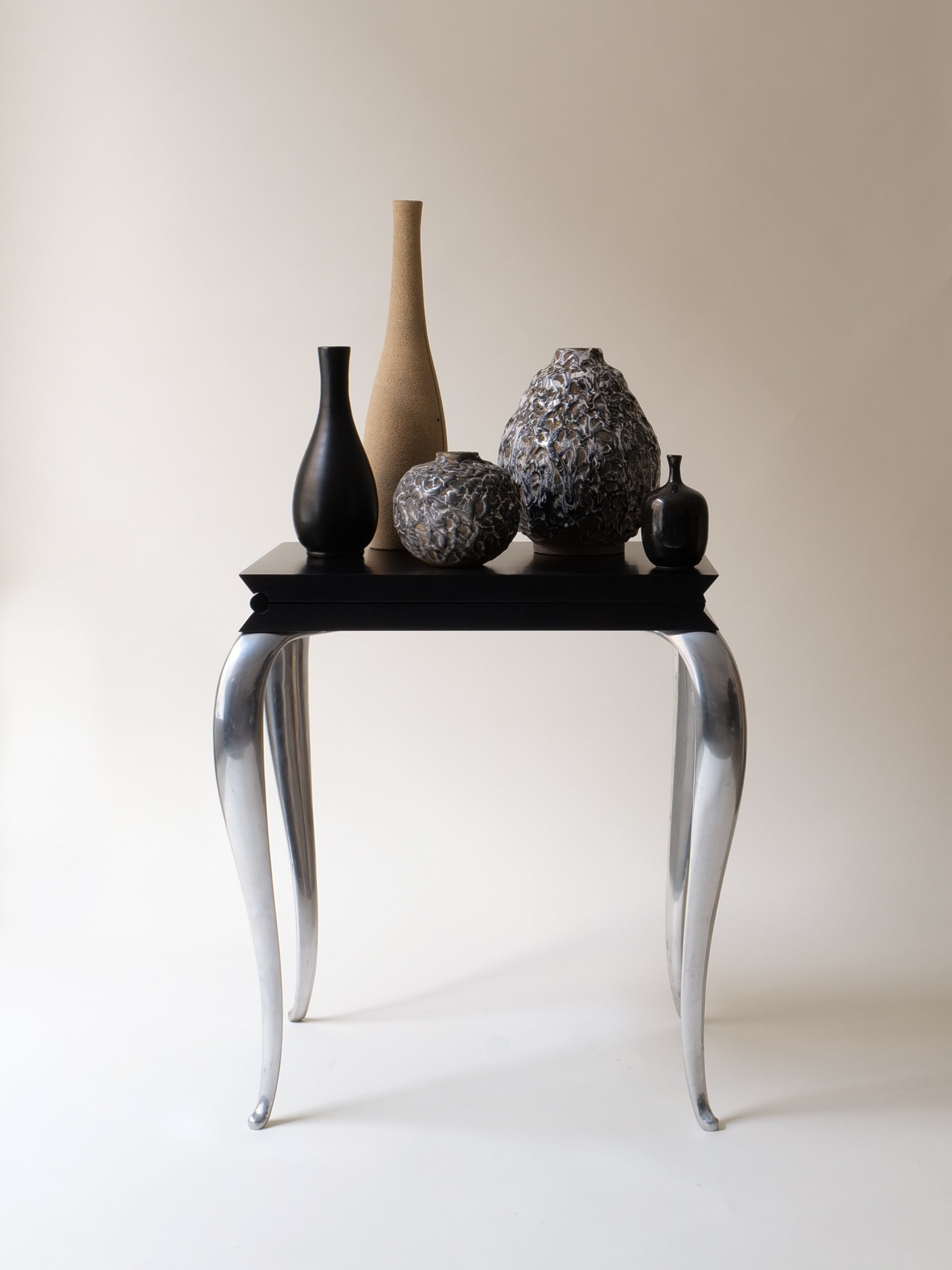 Lola Mundo Chair Philippe Starck 1984 – Collection Apart
