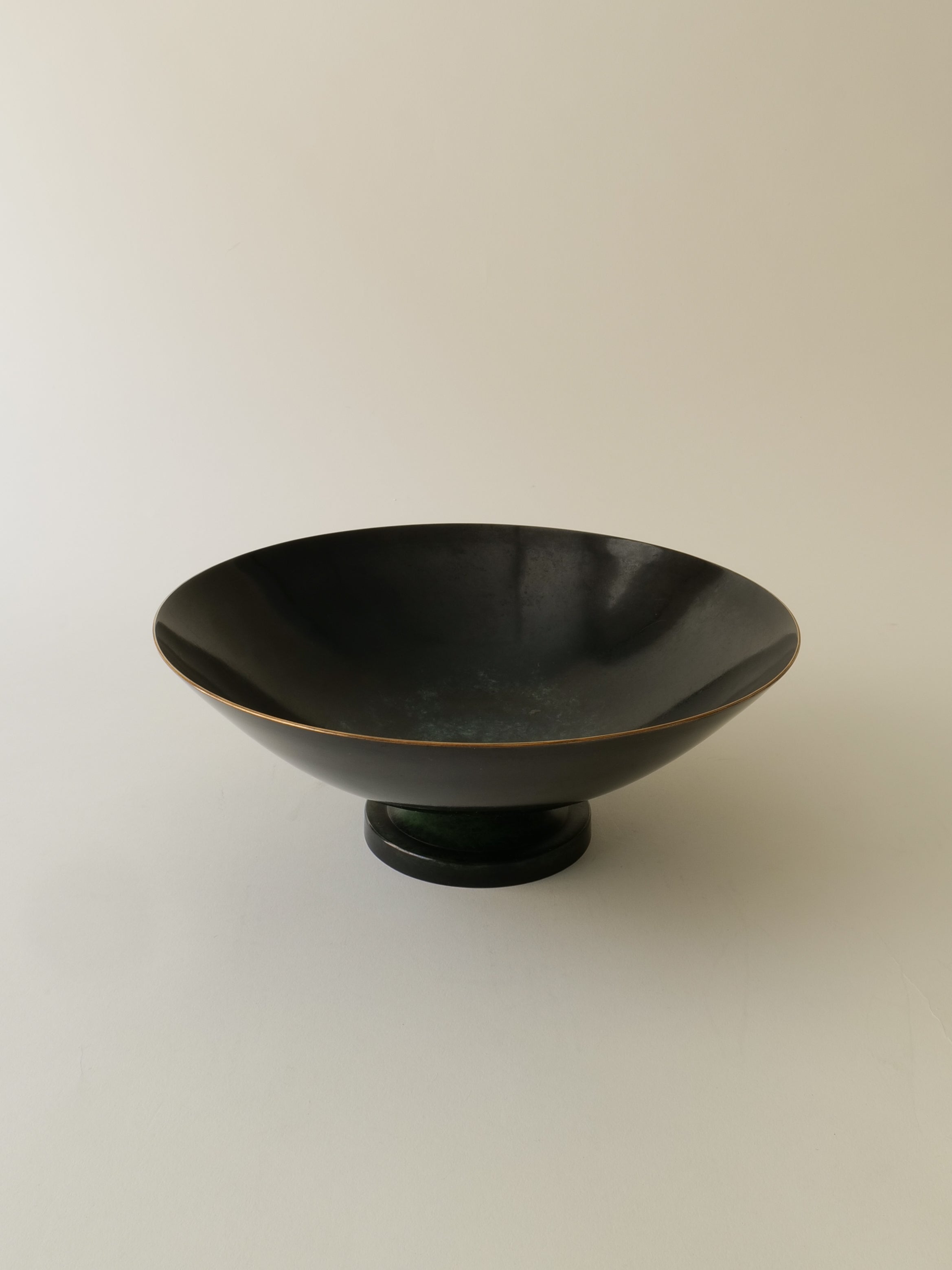 Patinated Bronze Raised Bowl c.1910