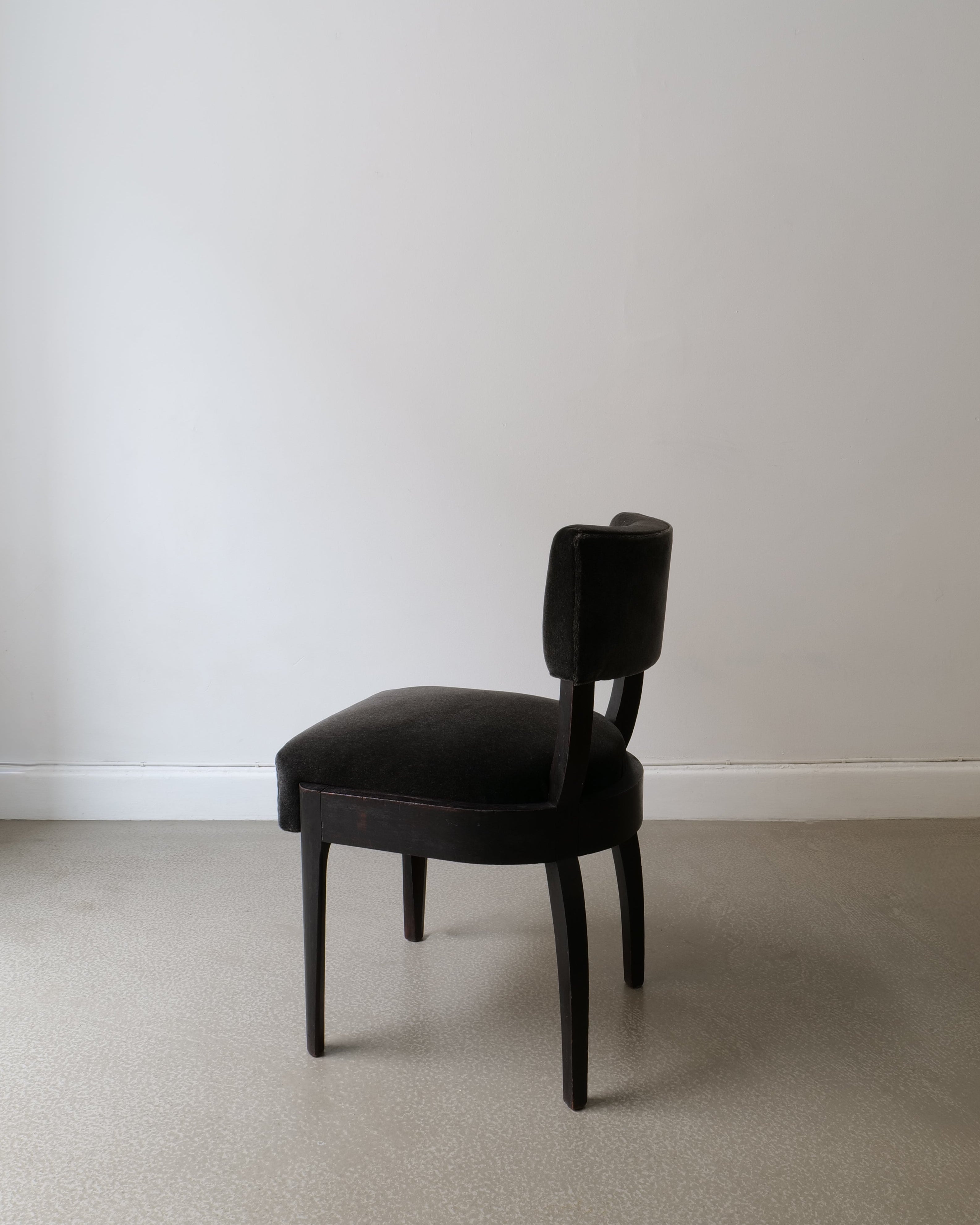 René Prou accent chair three-quarter view – France c.1930, W44 × H78cm