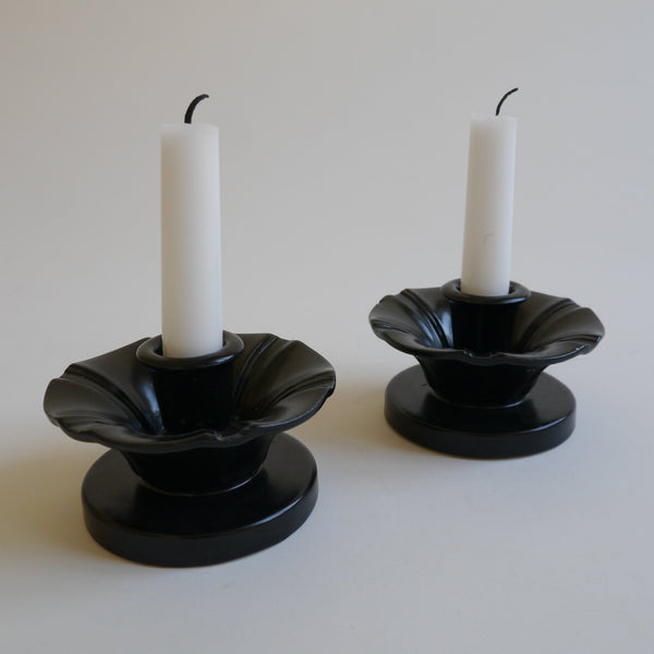 ceramic, candleholders, petal, shaped, matt black, glaze