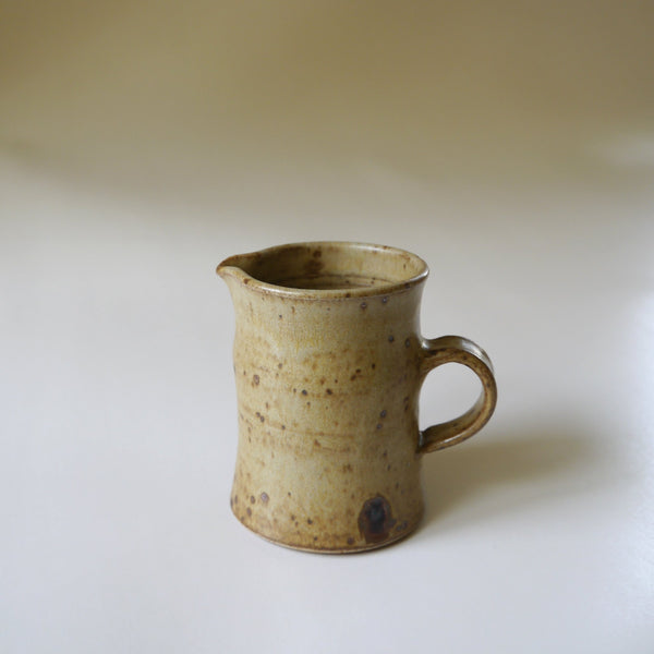 stoneware, mini,  jug, mottled, glaze, beige
